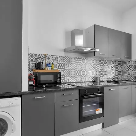 Croisette A 7 Min | Spacieux Apartment